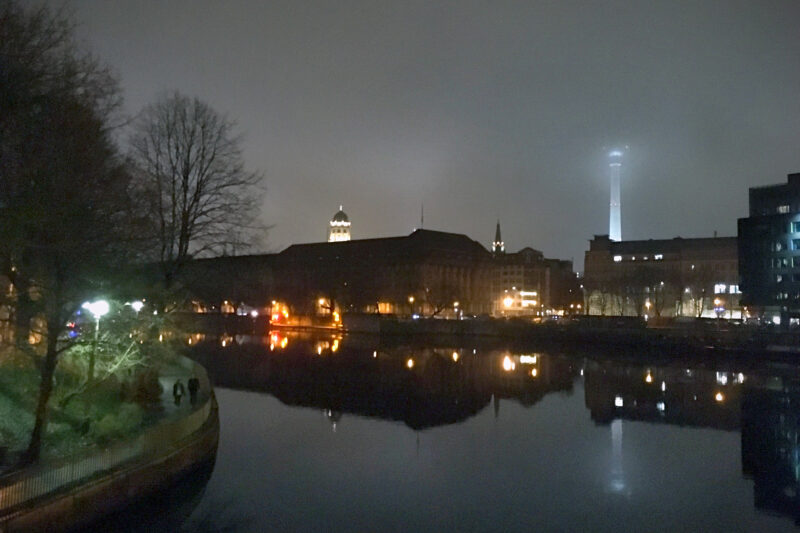 Berlin winter night mist