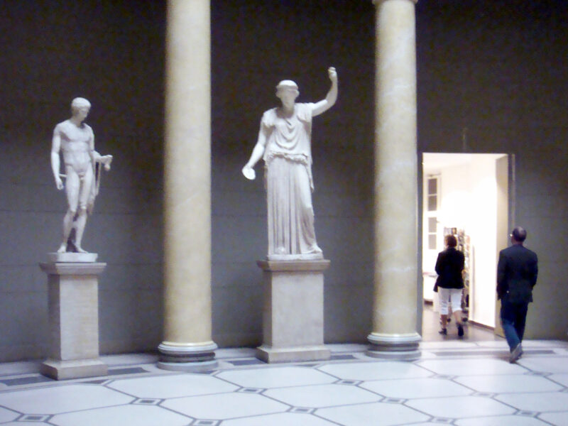 Statues at Altes Museum Berlin