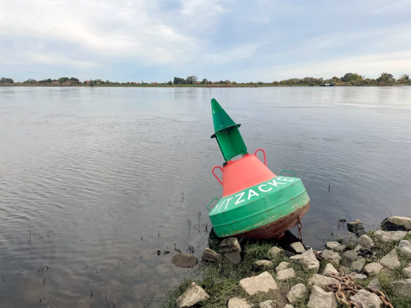 Hitzacker buoy on the River Elbe